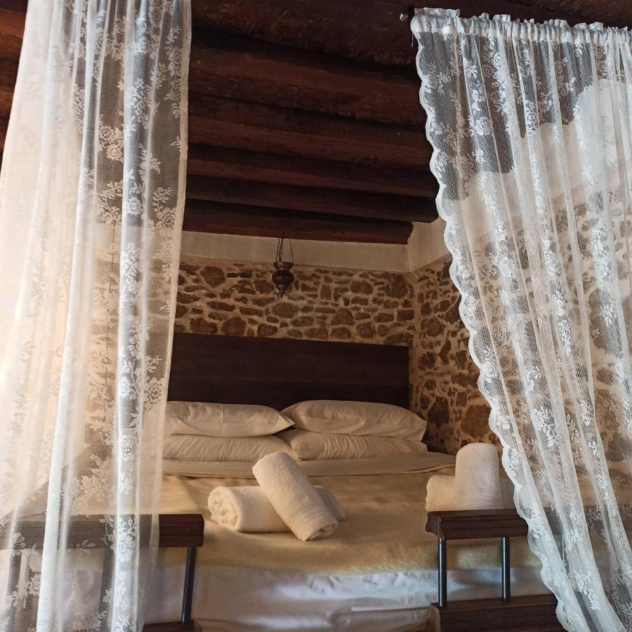 Areti'S Traditional House Apollona Buitenkant foto
